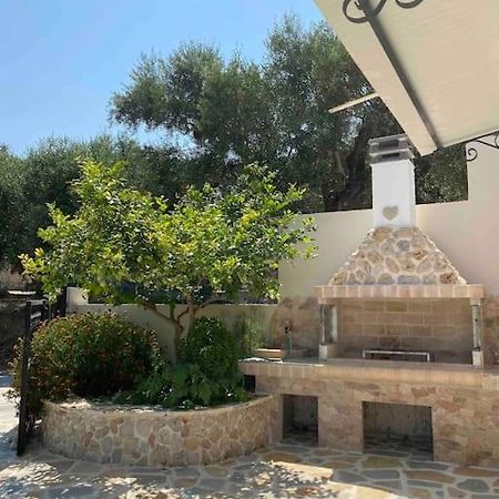 Villa Antonia Alykanas  Extérieur photo
